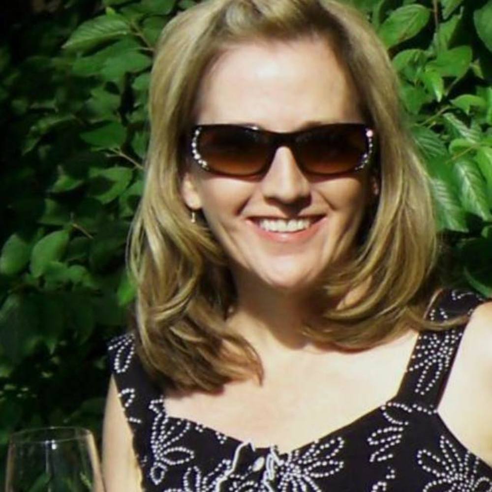 Meet your Posher, Pamela